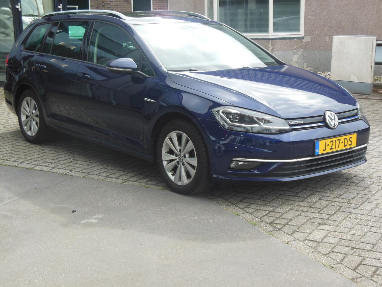 Volkswagen GOLF Variant 1.5 TSI Comfortline Business Staat in De Krim