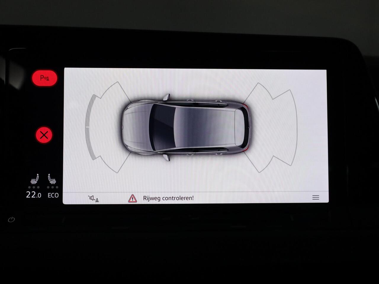 Volkswagen GOLF 1.4 eHybrid Style 204 PK DSG PHEV | Navigatie | Stoel en Stuurverwarming | Massage stoelen |