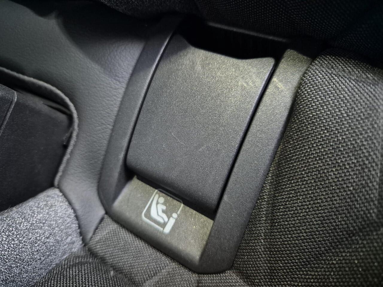 Volkswagen GOLF 1.5TSI 150pk Goal Variant | BTW | Camera | Carplay | Stuur-stoelverw. | LED