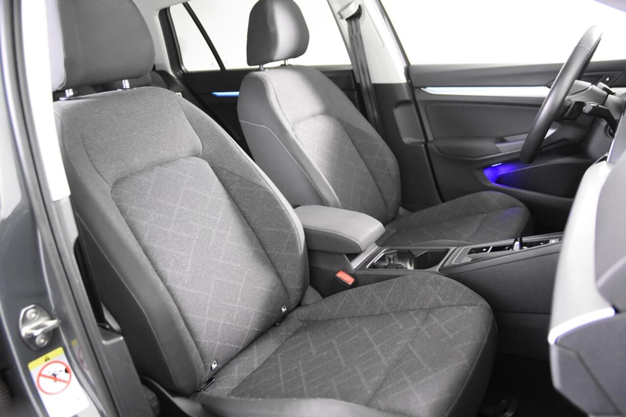 Volkswagen GOLF Variant 1.0 eTSI Life *1ste Eigenaar*Ambiente*Trekhaak*