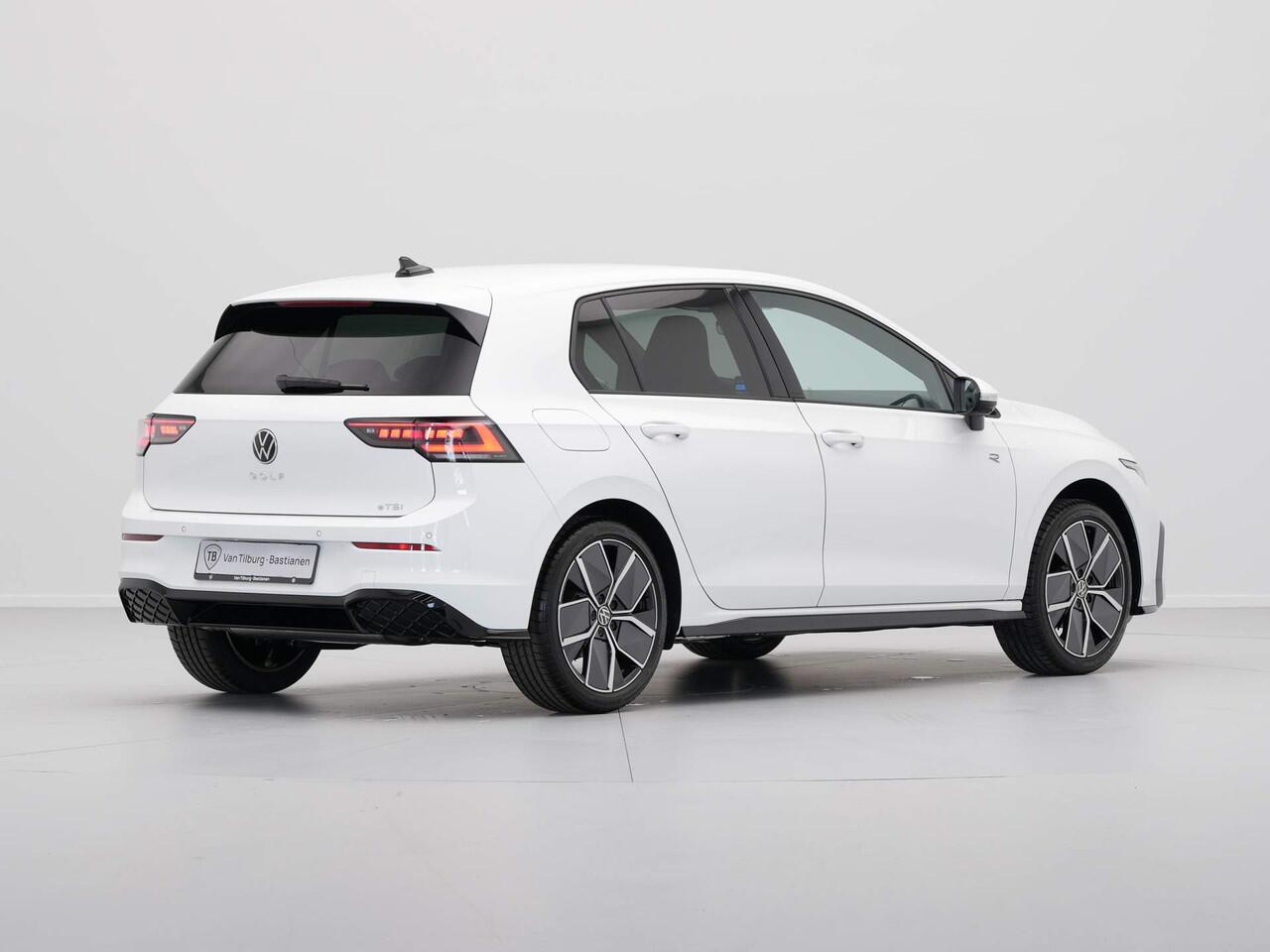 Volkswagen GOLF 1.5 eTSI R-Line Edition