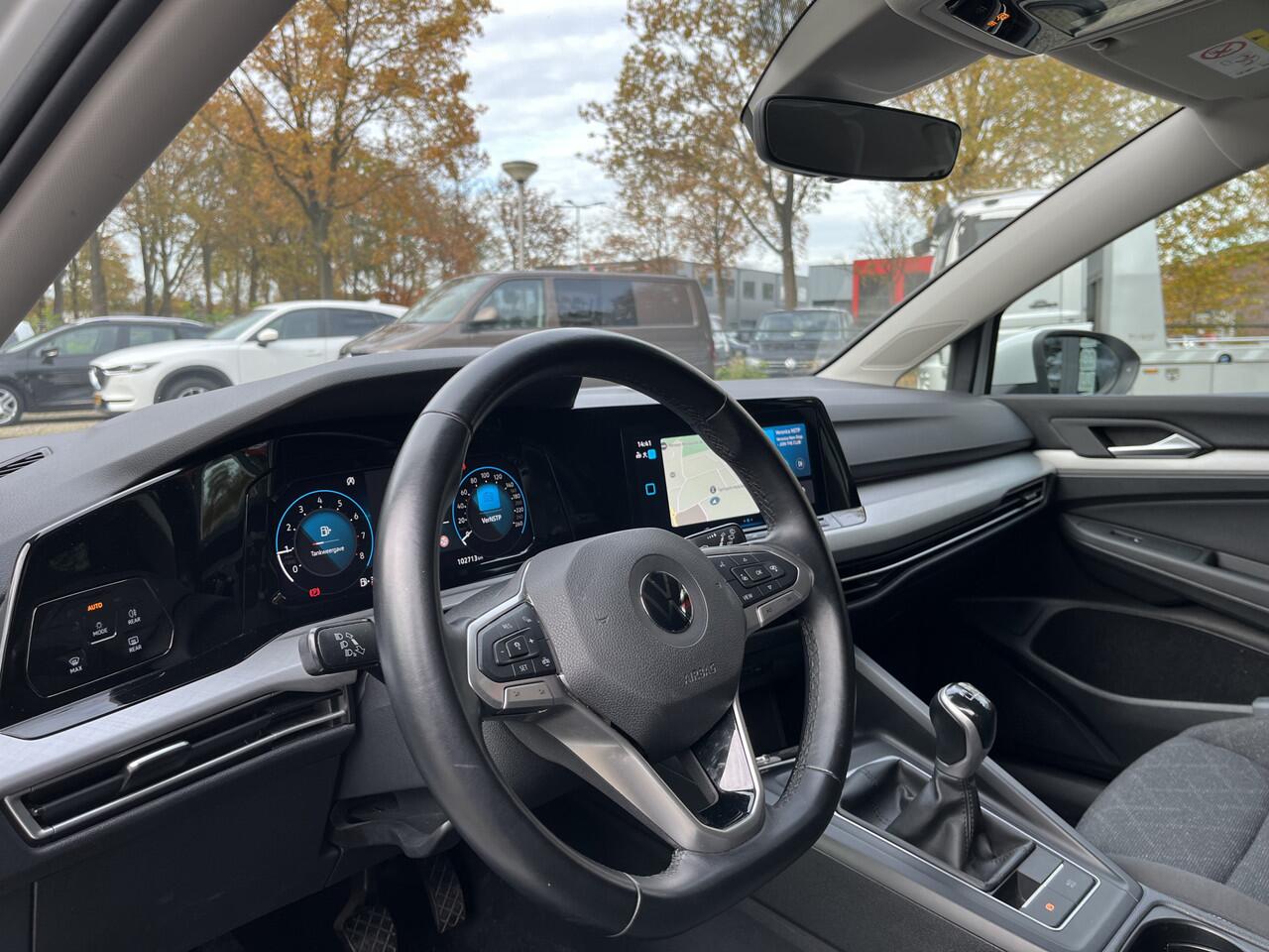 Volkswagen GOLF 1.5 TSI 130PK Life Dealer Onderh. Virtual 1e Eign.