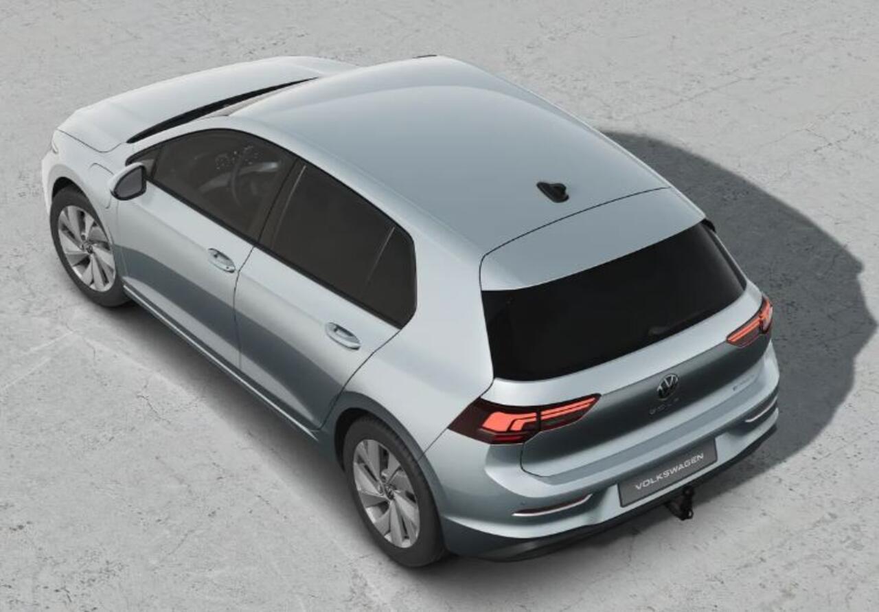 Volkswagen GOLF 1.5 eHybrid Life Edition !!!Profiteer ook van 2.000 euro inruilpremie!!!