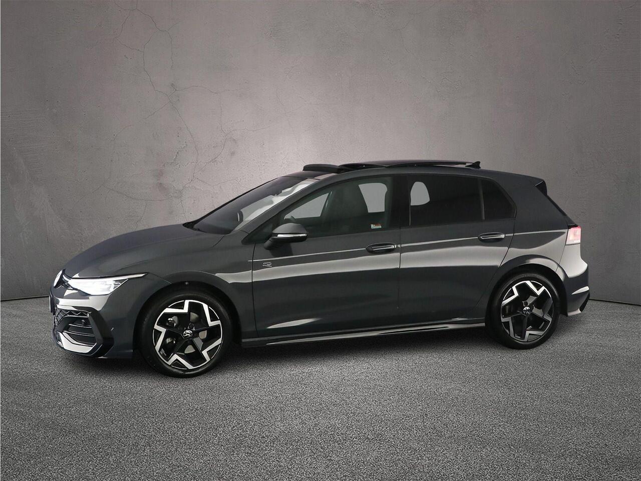 Volkswagen GOLF R-Line Edition 1.5 eTSI 150pk DSG Automaat Harman Kardon audio, Panoramadak, LED matrix koplampen, Adaptive cruise control, Achteruitrijcamera, Navigatie