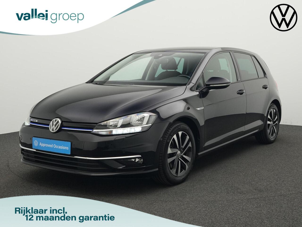 Volkswagen GOLF 1.5 TSI 130 pk DSG Highline | Stoelverwarming | Parkeersensoren voor/achter | Adaptive Cruise | CarPlay | DAB | 16 inch