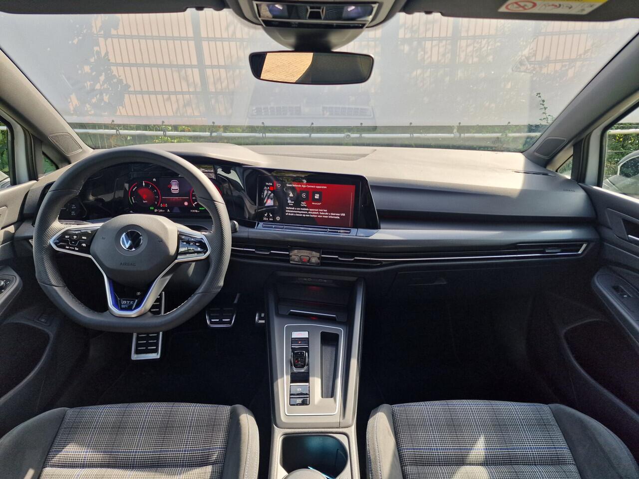 Volkswagen GOLF GTE eHybrid 1.4 TSI 180kw/245pk DSG6