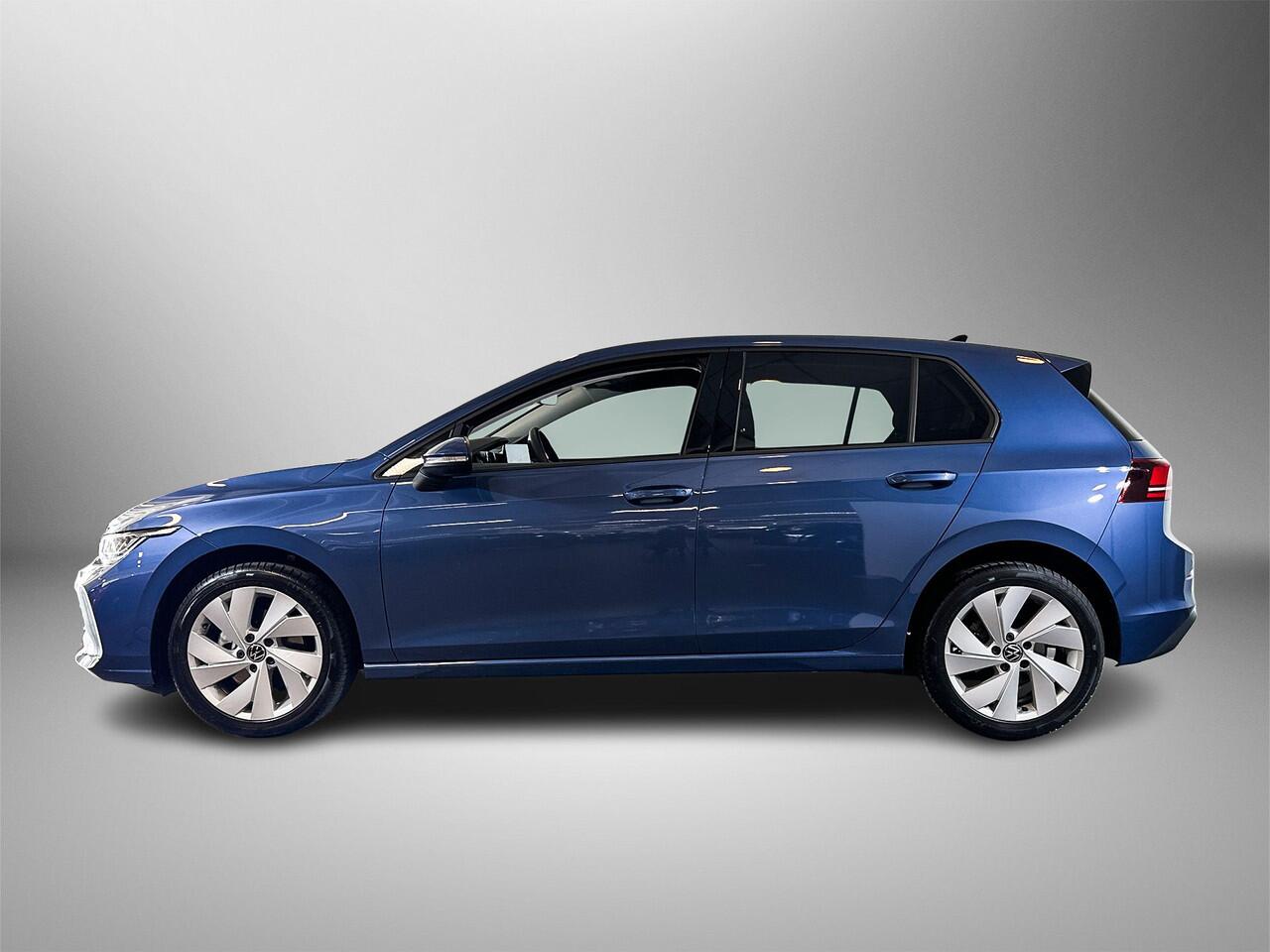 Volkswagen GOLF 1.5 116pk eTSI Life Edition Stuur/Stoelverwarming | Adaptieve Cruise Control | Achteruitrijcamera