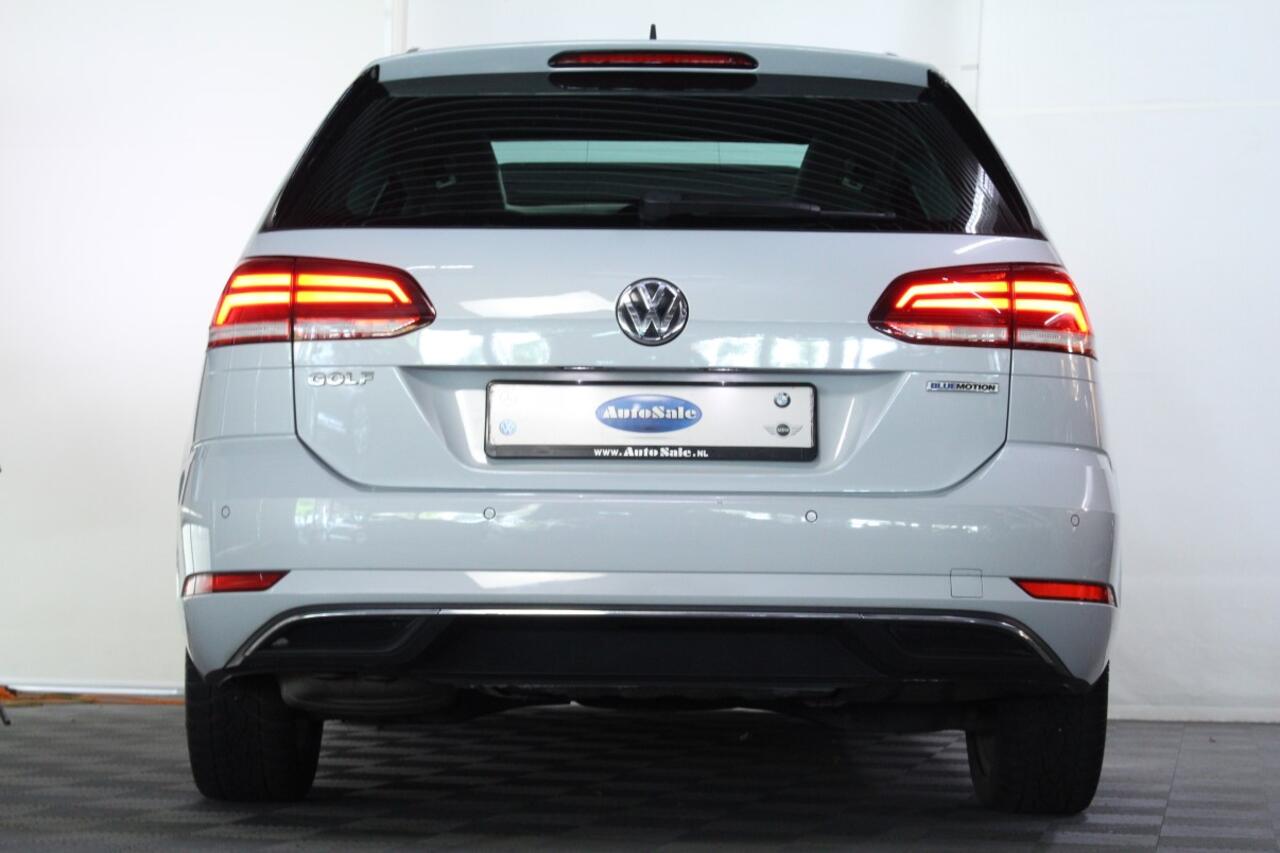 Volkswagen GOLF Variant 1.5 TSI DSG Highline PANO VIRTUAL CARPL ACC STUURVW '19