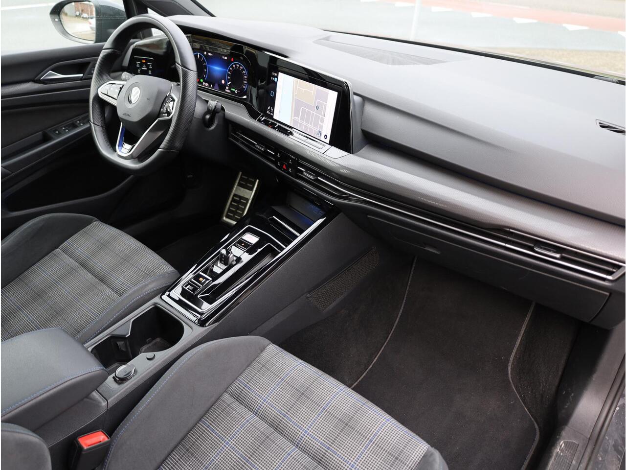 Volkswagen GOLF GTE 1.4 eHybrid 245PK | Adaptive Cruise | Carplay/Android | Stoel&Stuurverwarming |