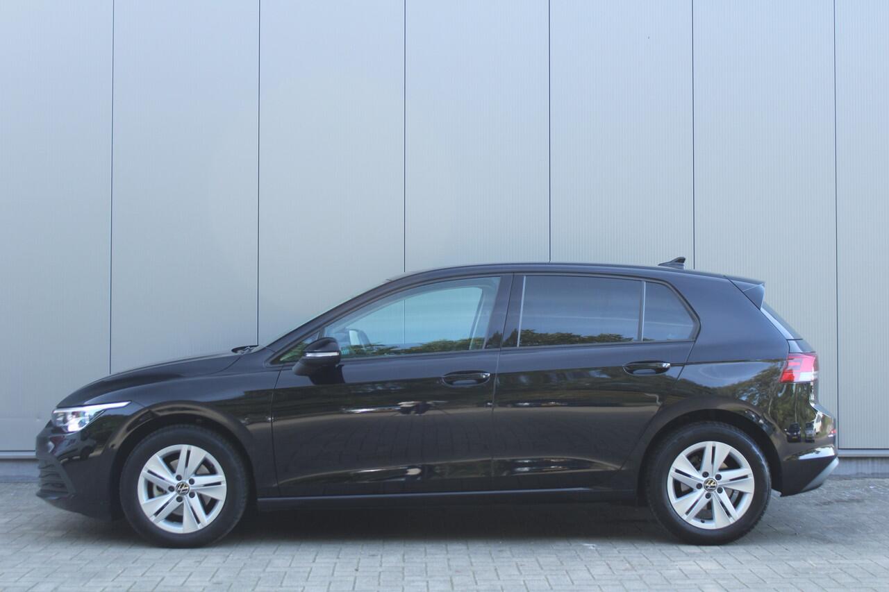 Volkswagen GOLF 1.0 eTSI 110pk DSG Automaat Life Business | Ergo massage stoel | Camera | LED Plus | Navigatie | Digital Cockpit | Draadloze telefoonlader