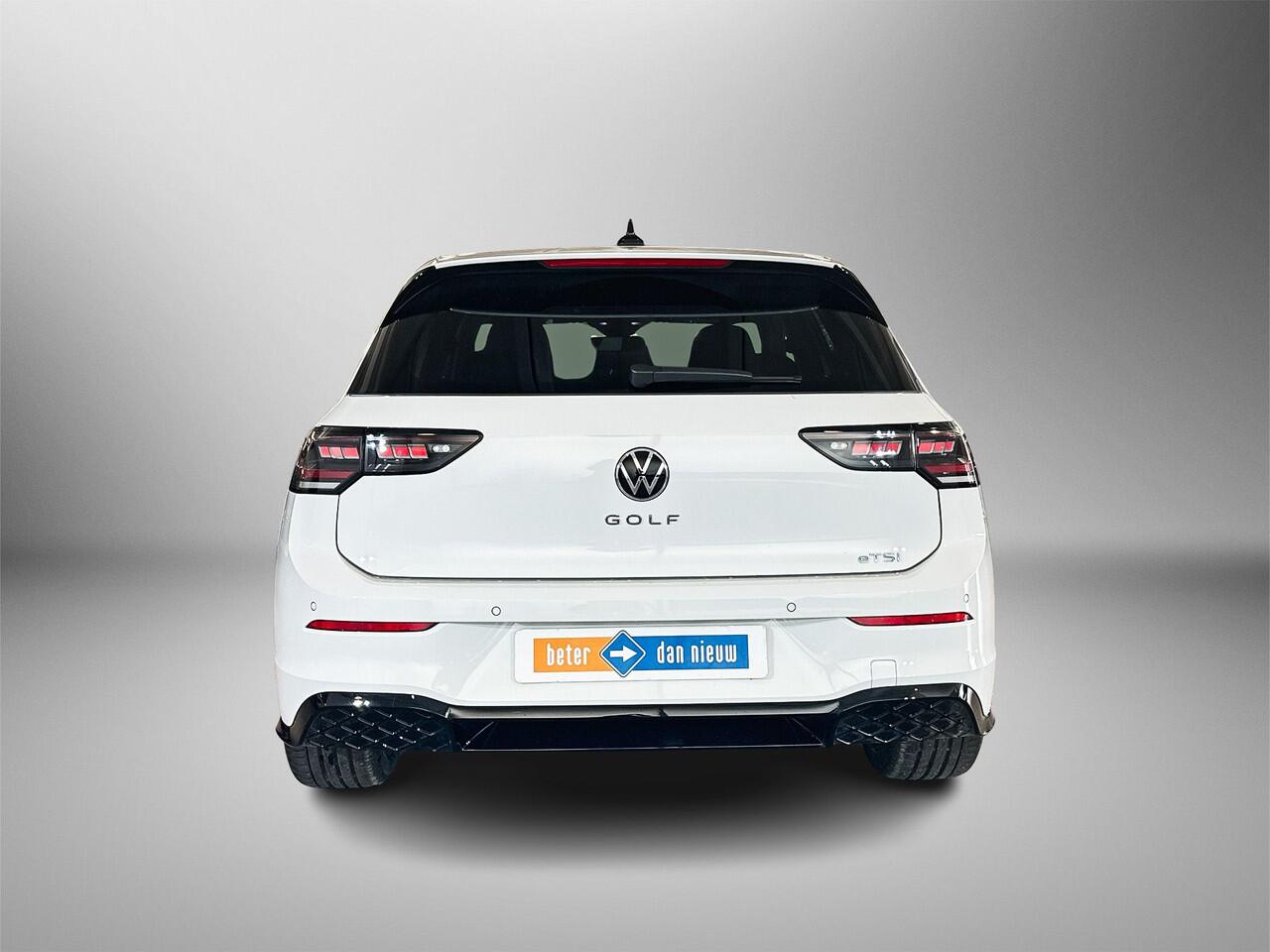 Volkswagen GOLF 1.5 eTSI 150pk DSG R-Line Assistance Pakket incl. 'Side Assist' / Matrix-ledlampverlichting /