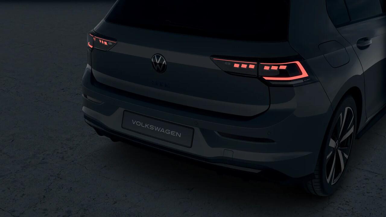 Volkswagen GOLF 1.5 eHybrid 272 6DSG GTE Automaat | Panoramisch schuif-, kanteldak, elektrisch bedienbaar | Bekleding, leder 'Vienna' incl. stoelventilatie en elektrische bestuurderstoel