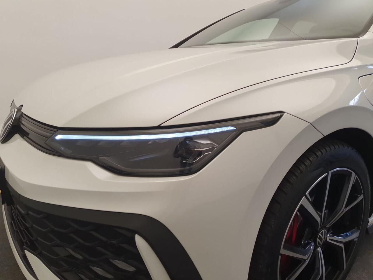 Volkswagen GOLF 1.5 eHybrid 272pk DSG/AUT GTE Wegklapbare trekhaak, Head-Up, Camera