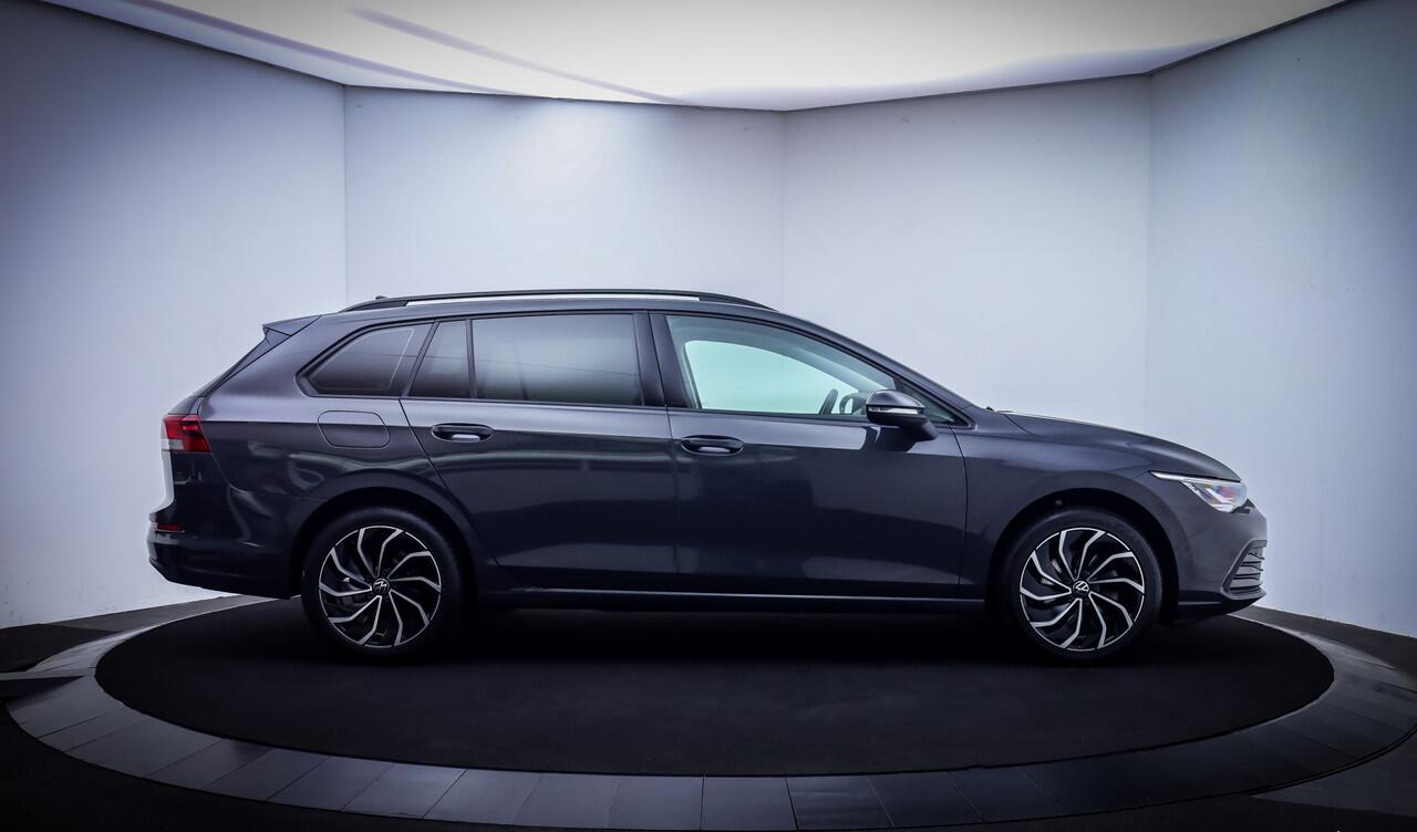Volkswagen GOLF Variant 1.5TSI Dsg LIFE BUSINESS FULL LED | DIGIDASH | ACC | STUUR+STOELVERW | HEAD UP | CAMERA | ELEK TREKHAAK | DAB | CARPLAY | LMV