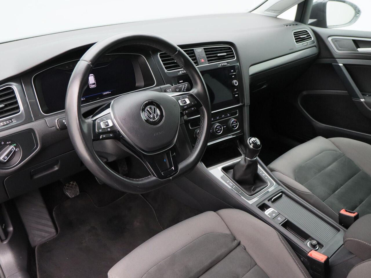Volkswagen GOLF Variant 1.5 TSi 130 Pk Comfortline Business | Adaptive Cruise | Navigatie | Stoelverwarming | Trekhaak | Camera | DynAudio | 120.389 Km!!