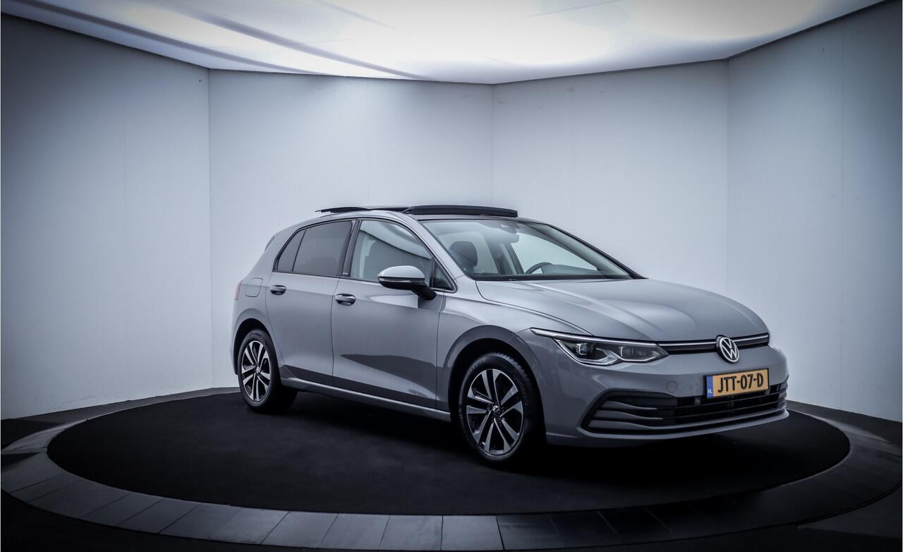 Volkswagen GOLF 1.5TSI LIFE Business PANO | IQ LIGHTS | VIRTUAL | ACC | STUUR+STOELVERW | CARPLAY | AMBIANCE LIGHT | LMV