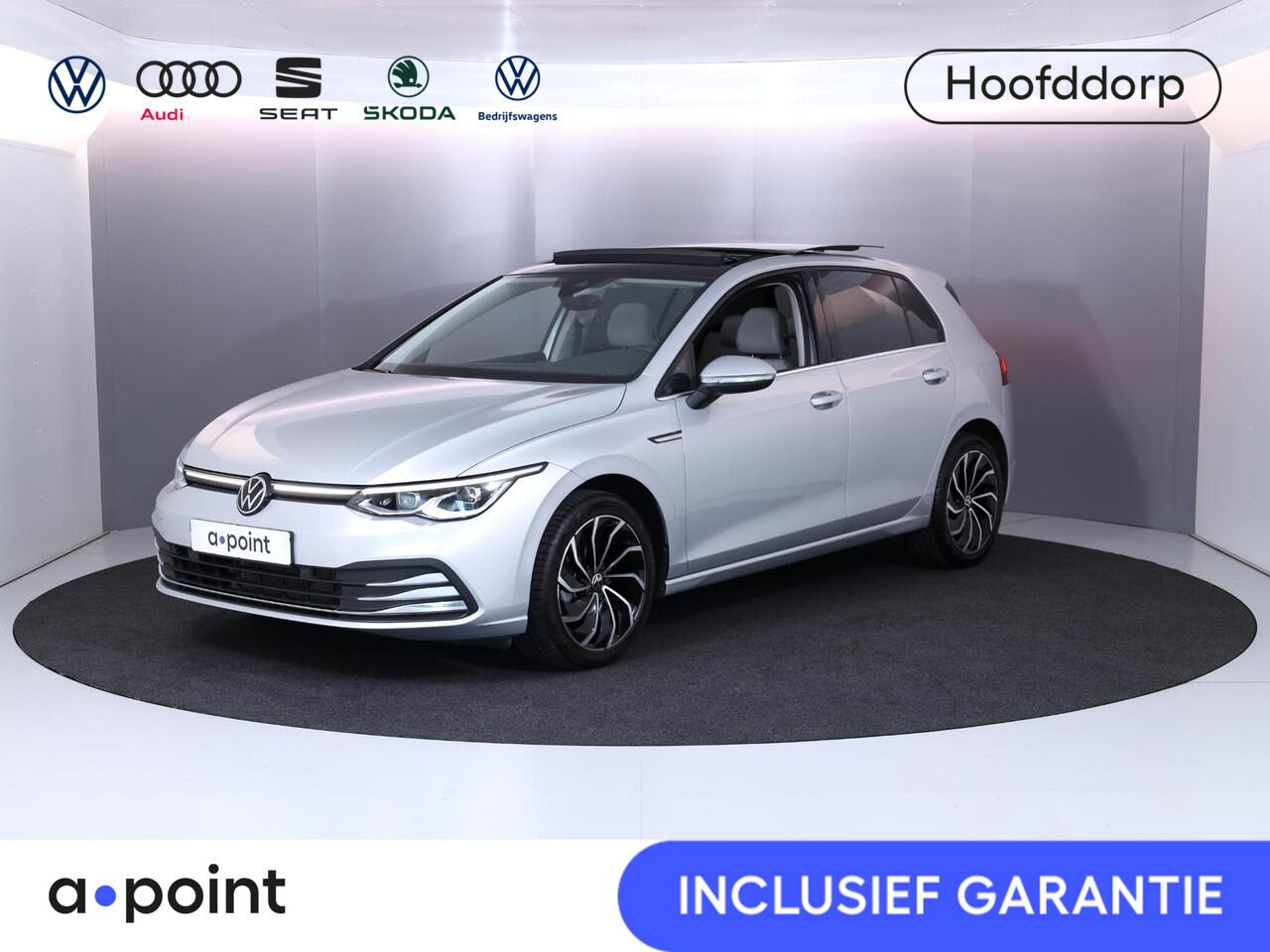 Volkswagen GOLF 1.5 eTSI Style 130 pk Automaat (DSG) | Navigatie | Panoramadak | Parkeersensoren | Adaptieve cruise control | Stoelverwarming |
