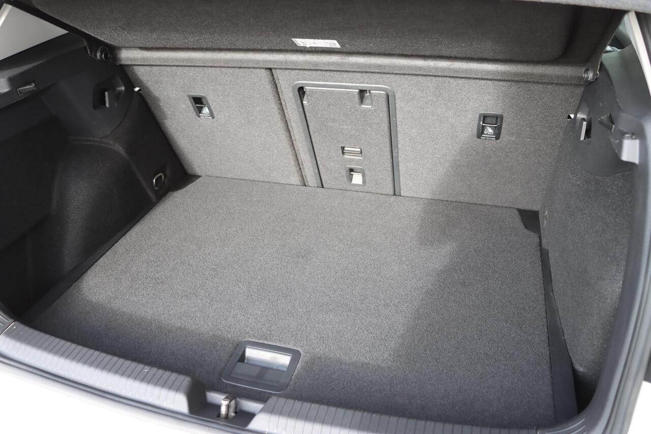 Volkswagen GOLF 1.5 TSI Life 130pk