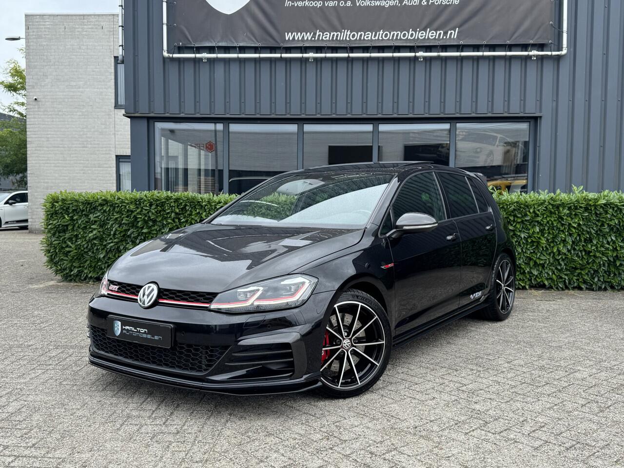 Volkswagen GOLF 7,5 GTI TCR 2.0 TSI Stage2 DSG / Aut. Dynaudio Panoramadak Milltek 91dkm!!