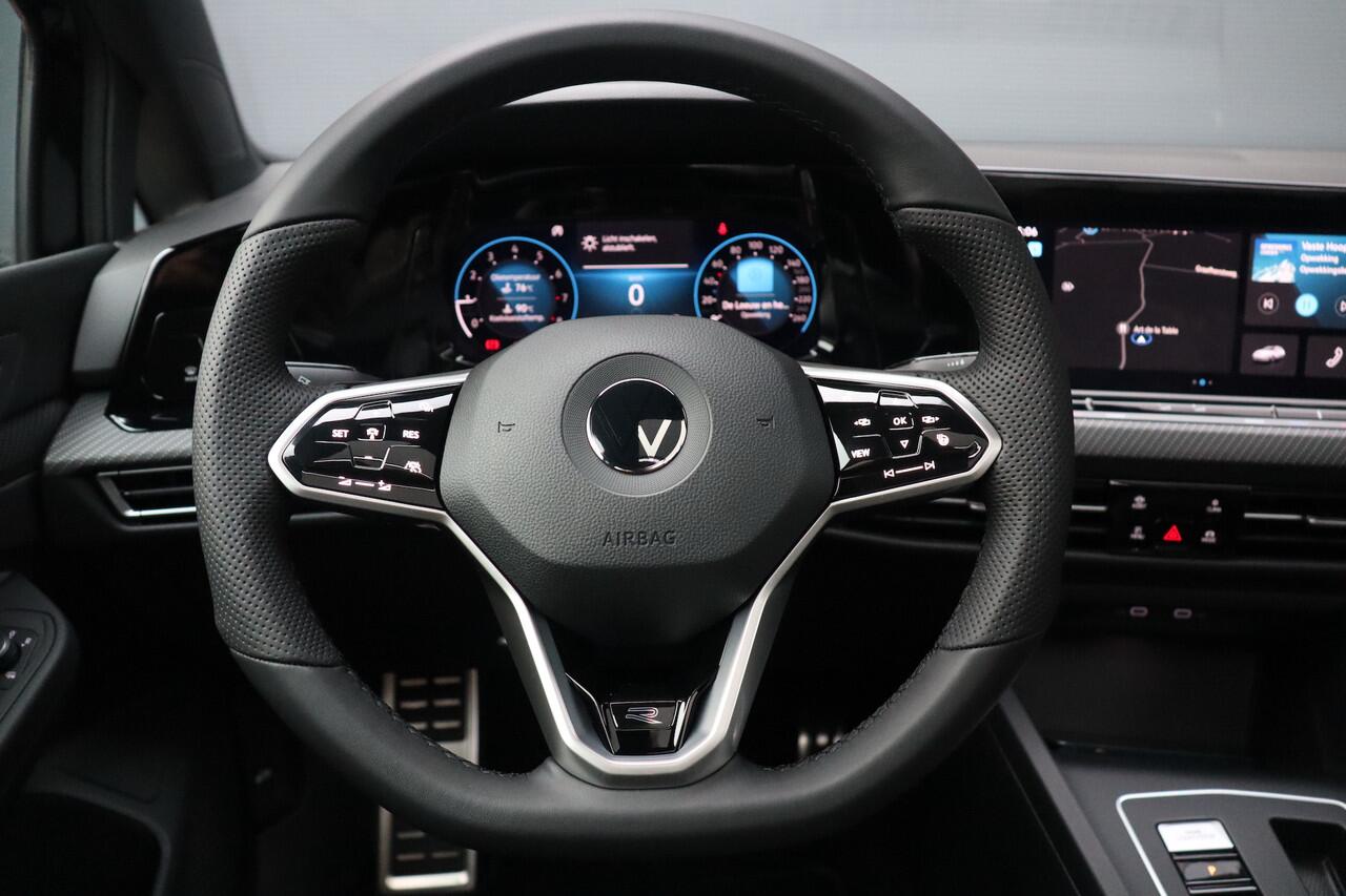 Volkswagen GOLF Variant 1.5 eTSI R-Line, Pano, trekhaak