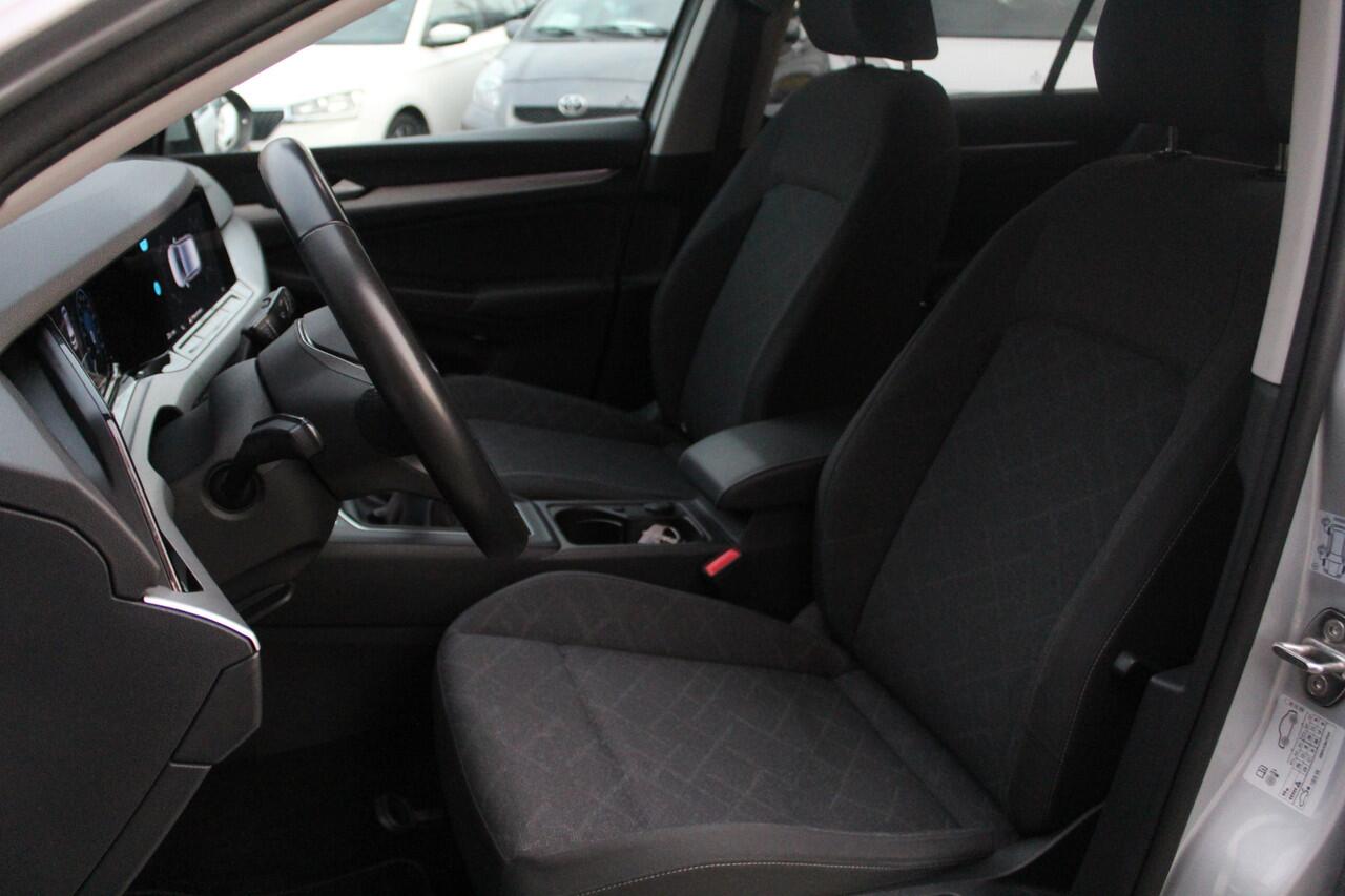 Volkswagen GOLF 1.0 TSI Life