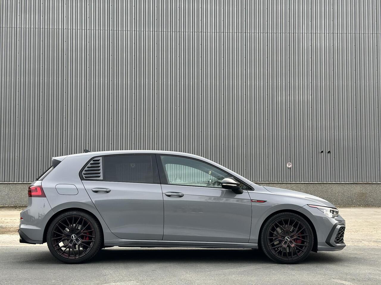 Volkswagen GOLF 2.0 TSI GTI NARO IQ LIGHT HARMAN KARDON