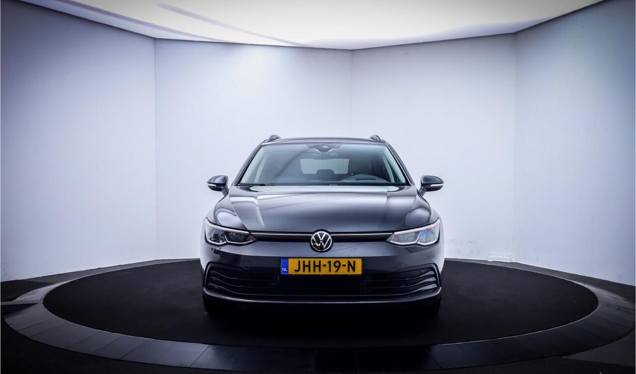 Volkswagen GOLF Variant 1.5TSI Dsg LIFE BUSINESS FULL LED | DIGIDASH | ACC | STUUR+STOELVERW | HEAD UP | CAMERA | ELEK TREKHAAK | DAB | CARPLAY | LMV