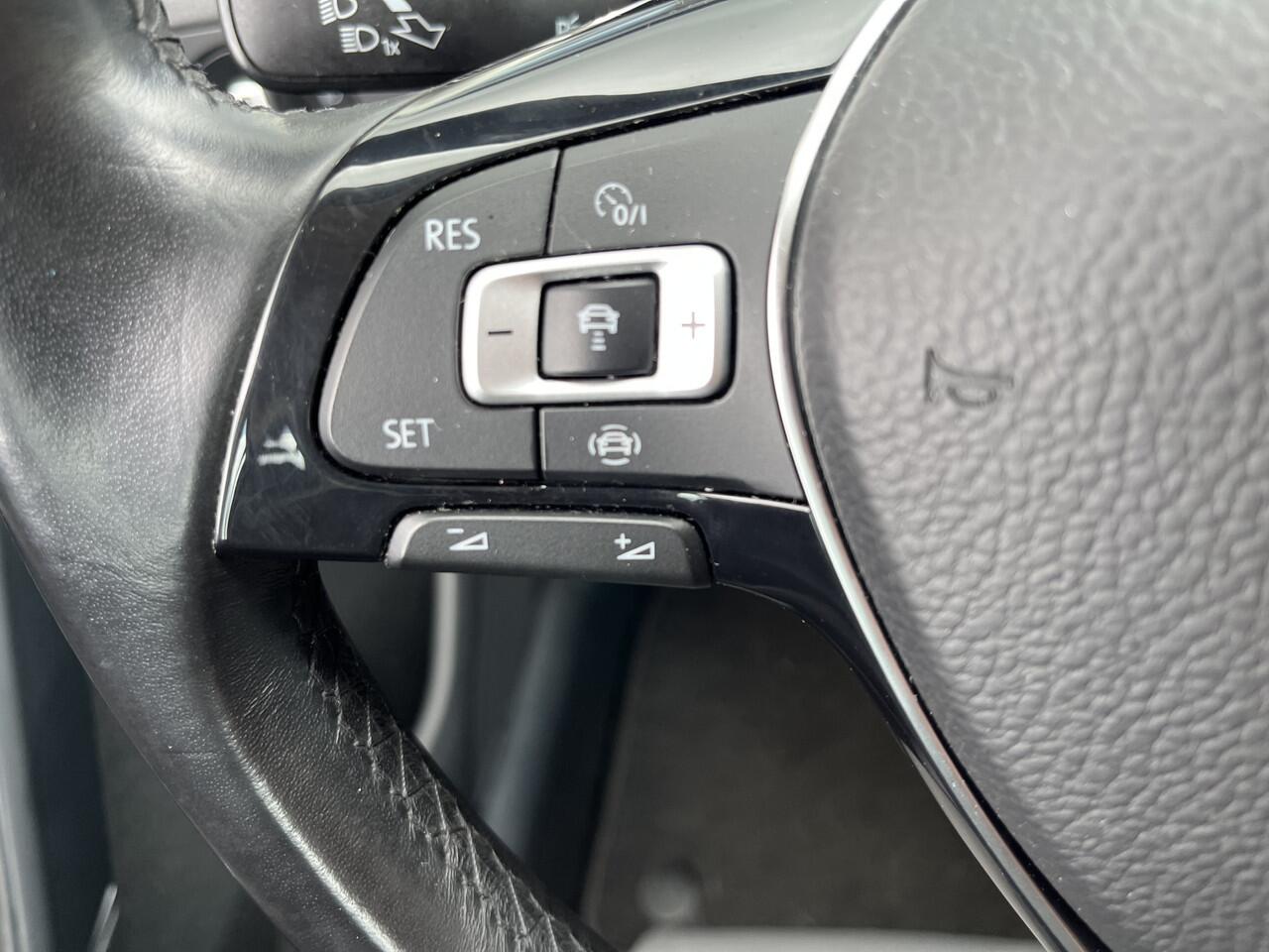 Volkswagen GOLF Variant 1.6 TDI Comfortline ADAPT CRUISE MASSAGE STOEL LED NAVI ECC