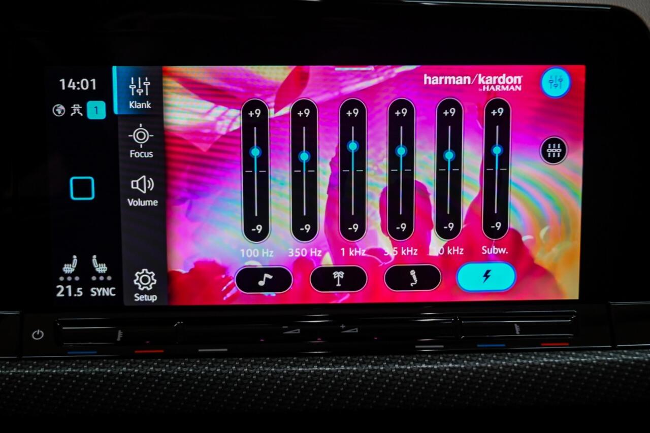 Volkswagen GOLF 1.5 eTSI R-Line ACC|HarmanKardon|Matrix|Pano