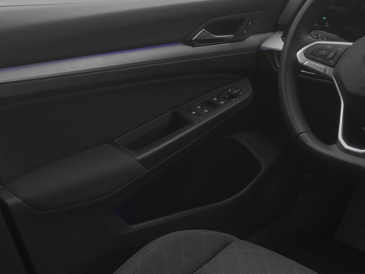 Volkswagen GOLF Variant 1.0 eTSI Life | ADAPTIVE | STOEL- EN STUURVERW.