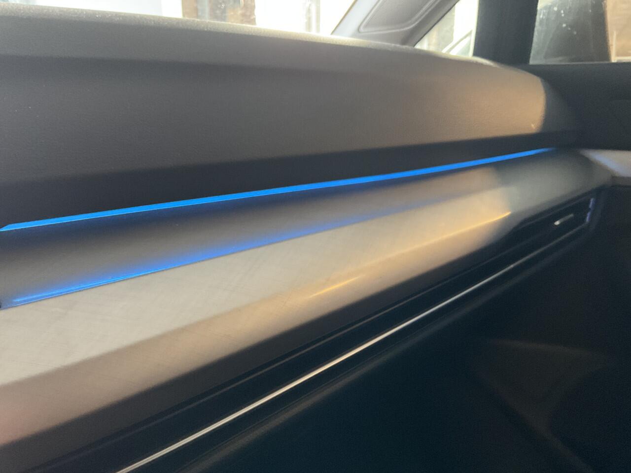 Volkswagen GOLF 1.5 TSI Life Adap.Cruise Sfeerverl Carplay Led NL-Auto Dealer-Onderhouden!