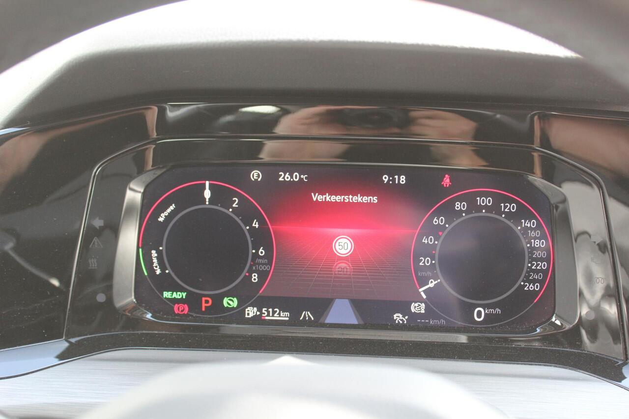 Volkswagen GOLF 1.4 eHybrid Style Navi/Carplay, Sport/Comfort Stoel, PDC, LED, Klima.