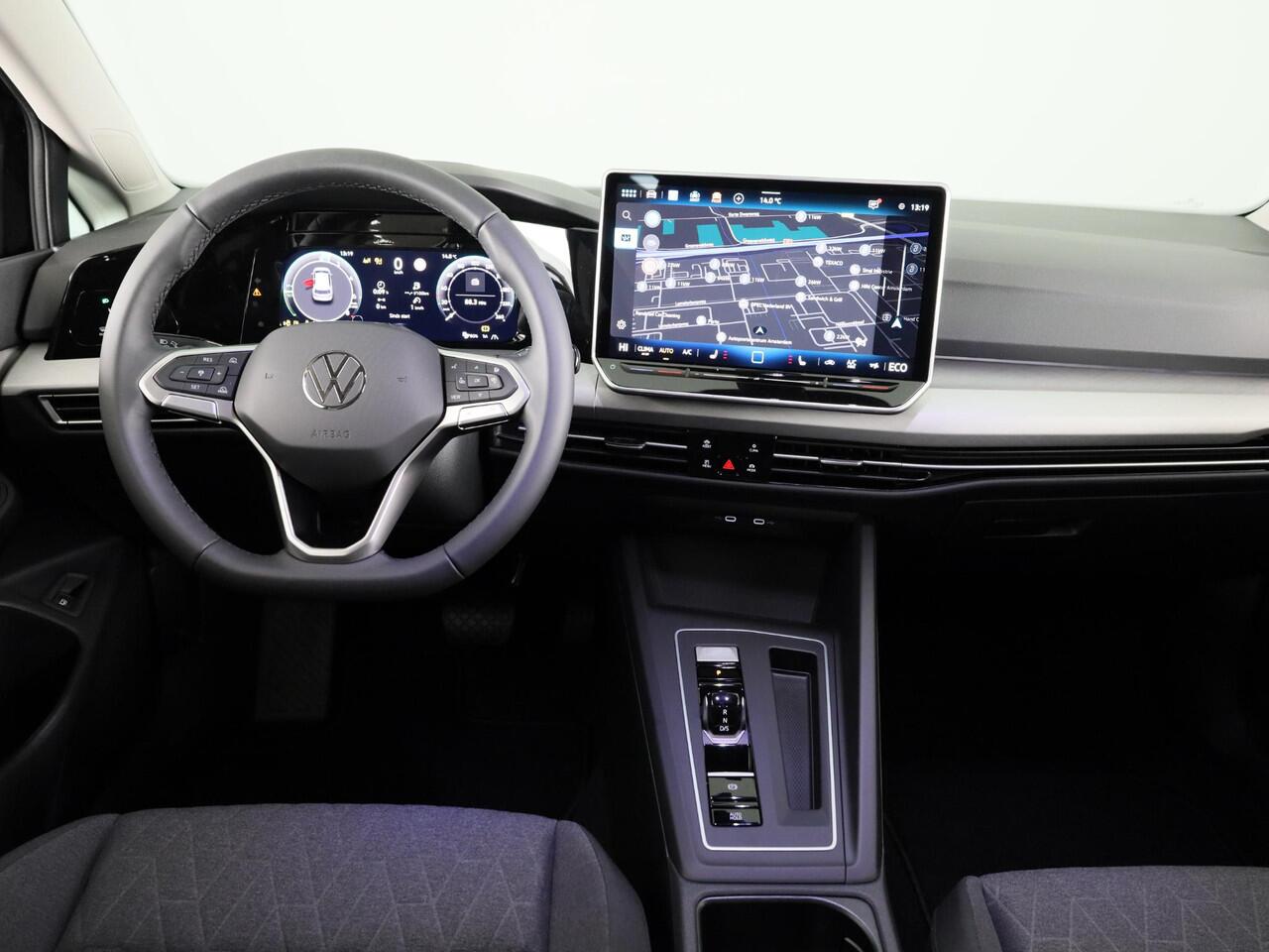 Volkswagen GOLF Life Edition 1.5 eHybrid 150 kW / 204 PK Hatchback