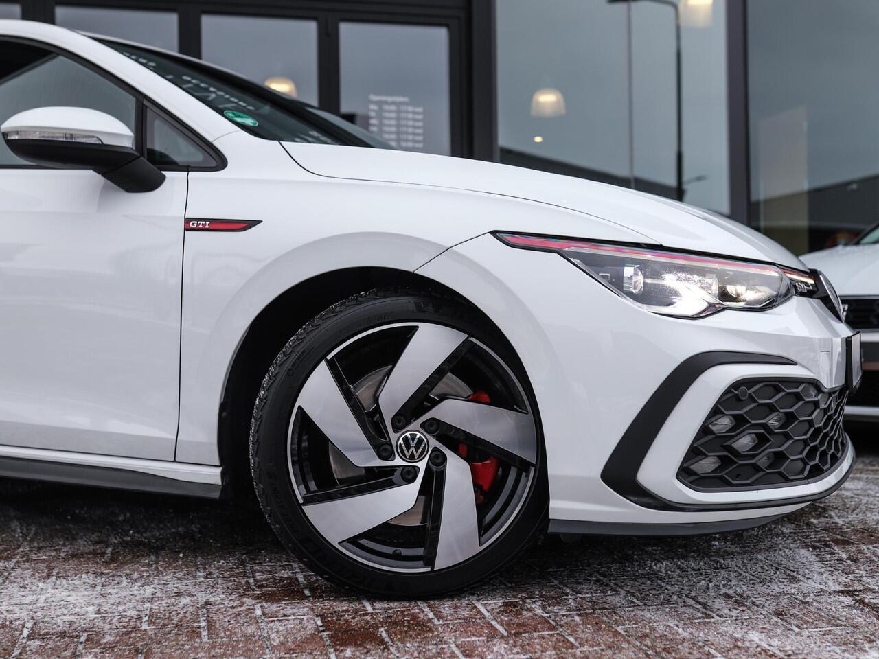 Volkswagen GOLF 2.0 TSI GTI IQ-Light | Camera | Stuur/Stoelverw. | ACC