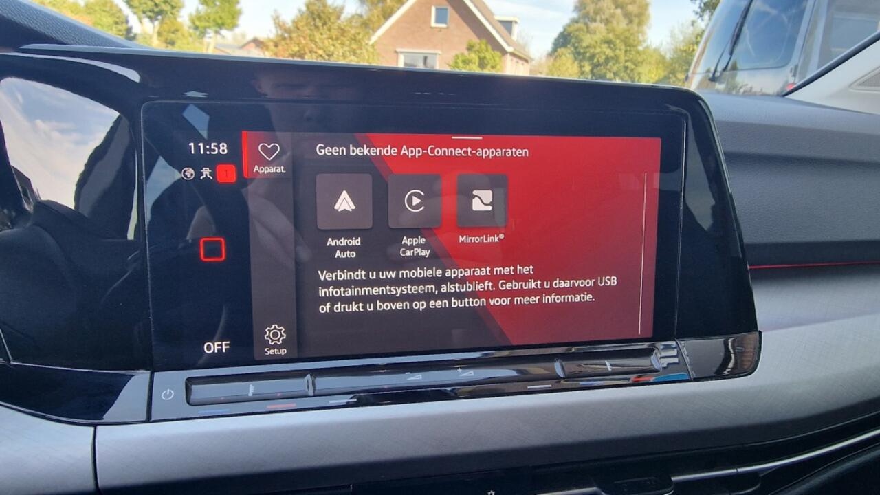 Volkswagen GOLF 1.0 eTSI Life, Automaat, Adaptieve cruise, NL auto!