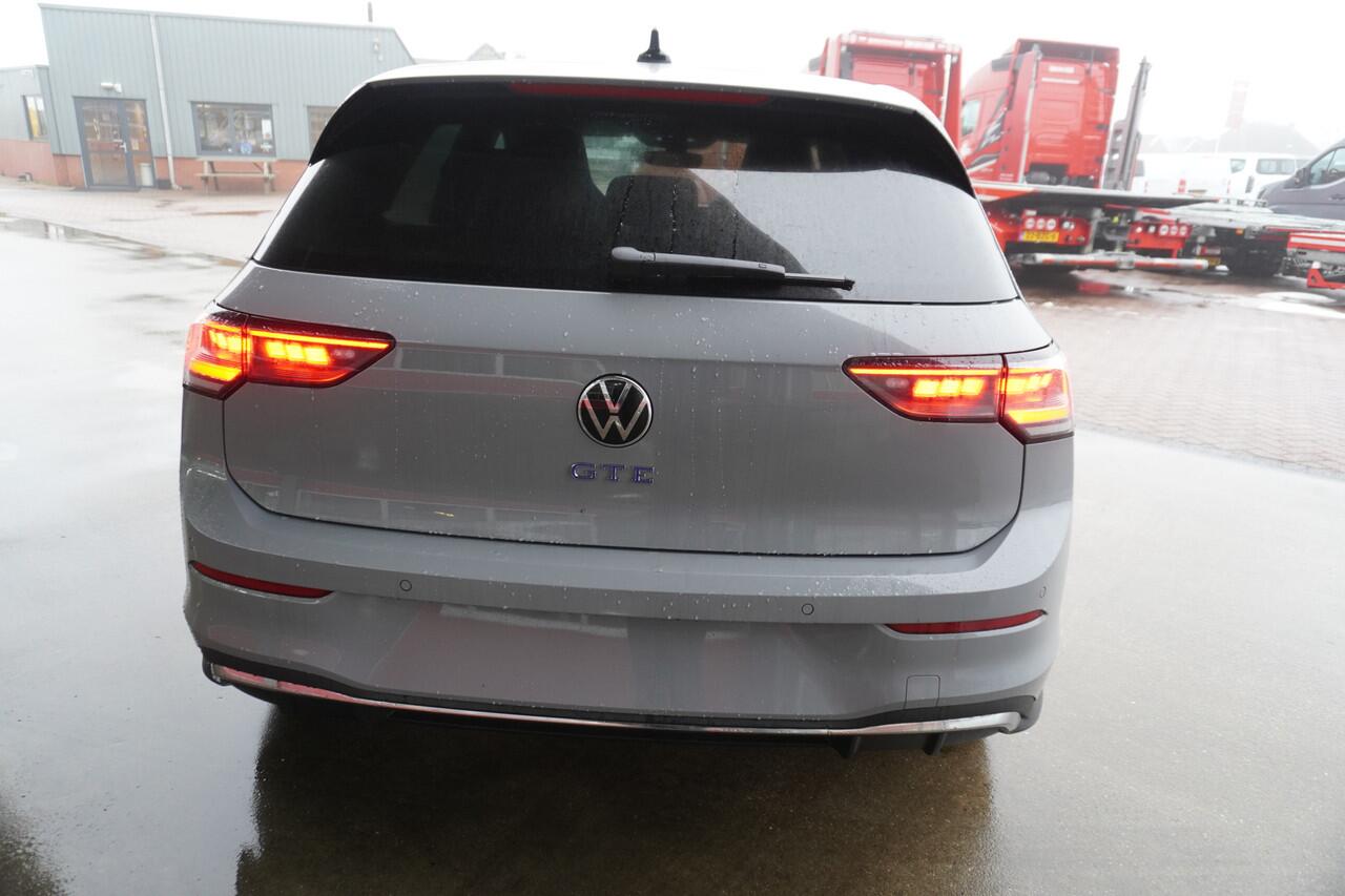 Volkswagen GOLF 1.5 eHybrid GTE 272PK Automaat Black Style nr. V145 | Climate | Adap.Cruise | 360 camera | Navigatie via Apple-Android