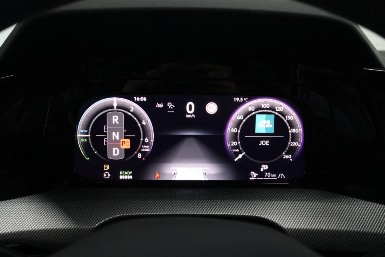Volkswagen GOLF 1.5 eHybrid GTE 272pk | Matrix LED | ACC | Apple Carplay