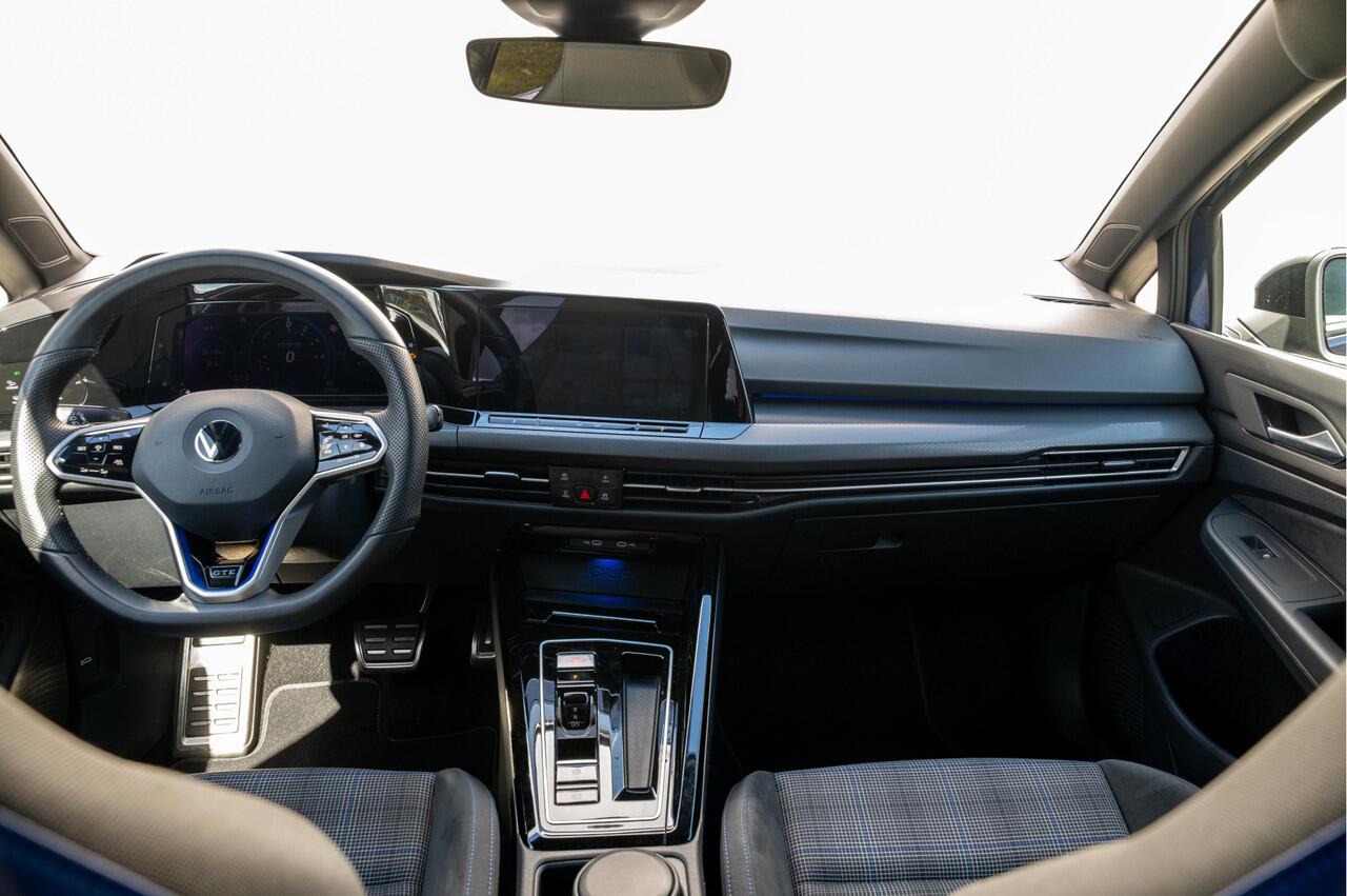 Volkswagen GOLF 1.4 eHybrid GTE Winterpakket / / Sportstoelen