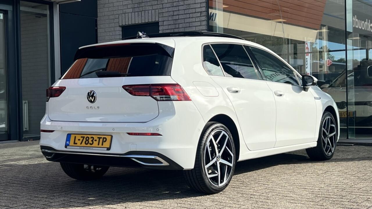 Volkswagen GOLF 1.5 TSI Style | Pano | Head-Up | Camera