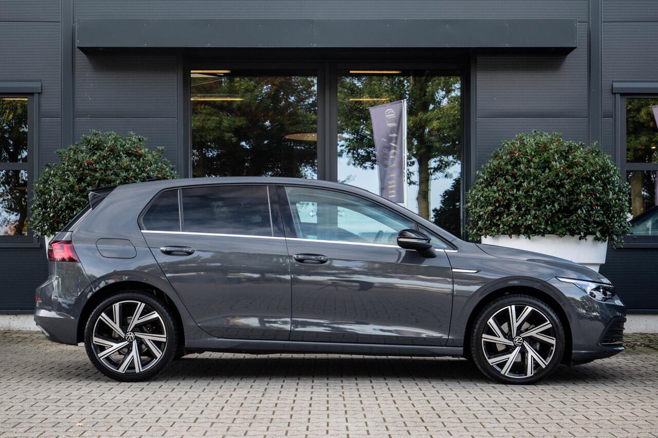 Volkswagen GOLF 1.5 eTSI Style