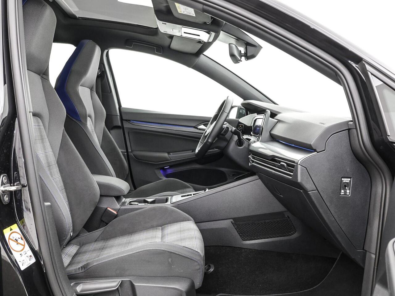 Volkswagen GOLF 1.4 245pk DSG eHybrid GTE · Panoramadak · Apple/Android Car Play · Navi · P-Sensoren · 17'' Inch · TOPDEAL