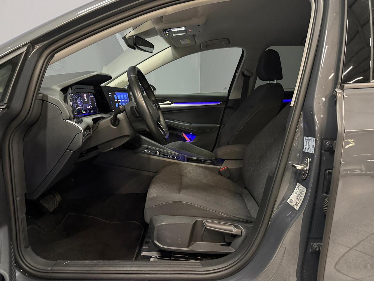 Volkswagen GOLF 1.0 eTSI Life Adaptive Cruise|Carplay/Andr