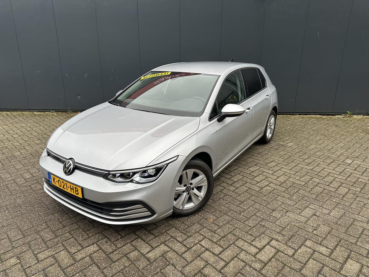 Volkswagen GOLF 1.0 eTSI Life Business