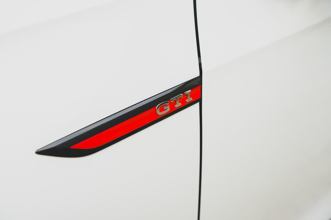 Volkswagen GOLF 2.0 TSI GTI CLUBSPORT PANO | SPER | CAMERA | MAXTON