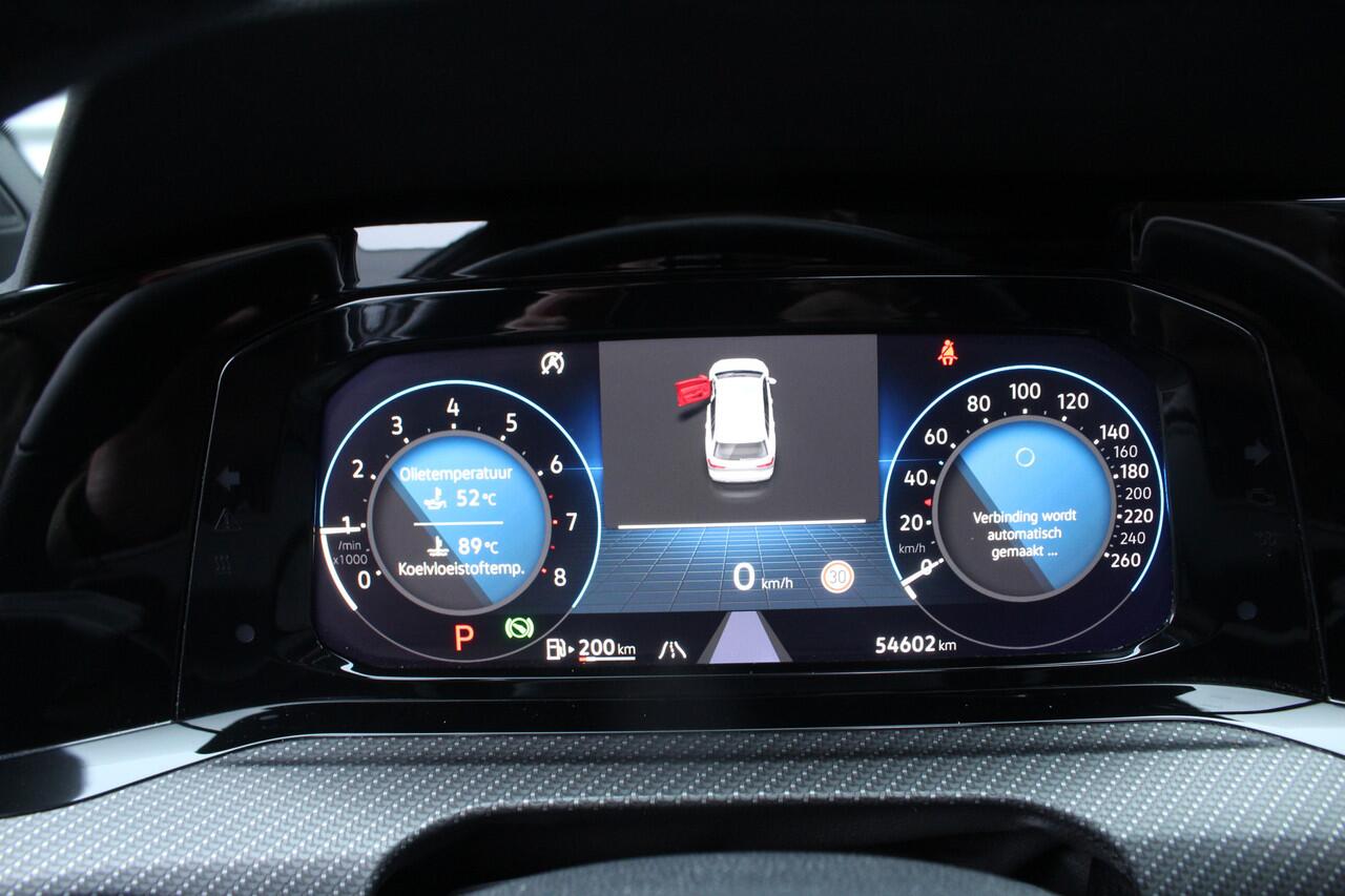 Volkswagen GOLF Variant 1.5 eTSI 150pk R-Line DSG7 Panoramadak BTW NL-Auto NAP Clima Cruise Navi Camera Keyless LED Plus 18"LMV