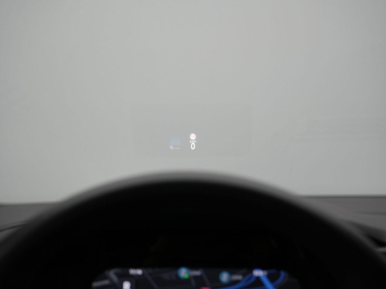 Volkswagen GOLF 1.5 eHybrid 272 pk DSG GTE | Trekhaak | Adaptief onderstel | Head-up display | Stuur-/stoelverwarming