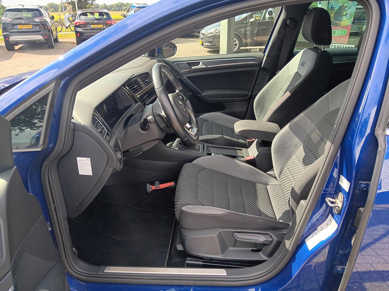 Volkswagen GOLF Variant 1.5 TSI Highline Business R-LINE|DSG|PANO|TREKH|DYN audio|Stoelverw|1ste eig