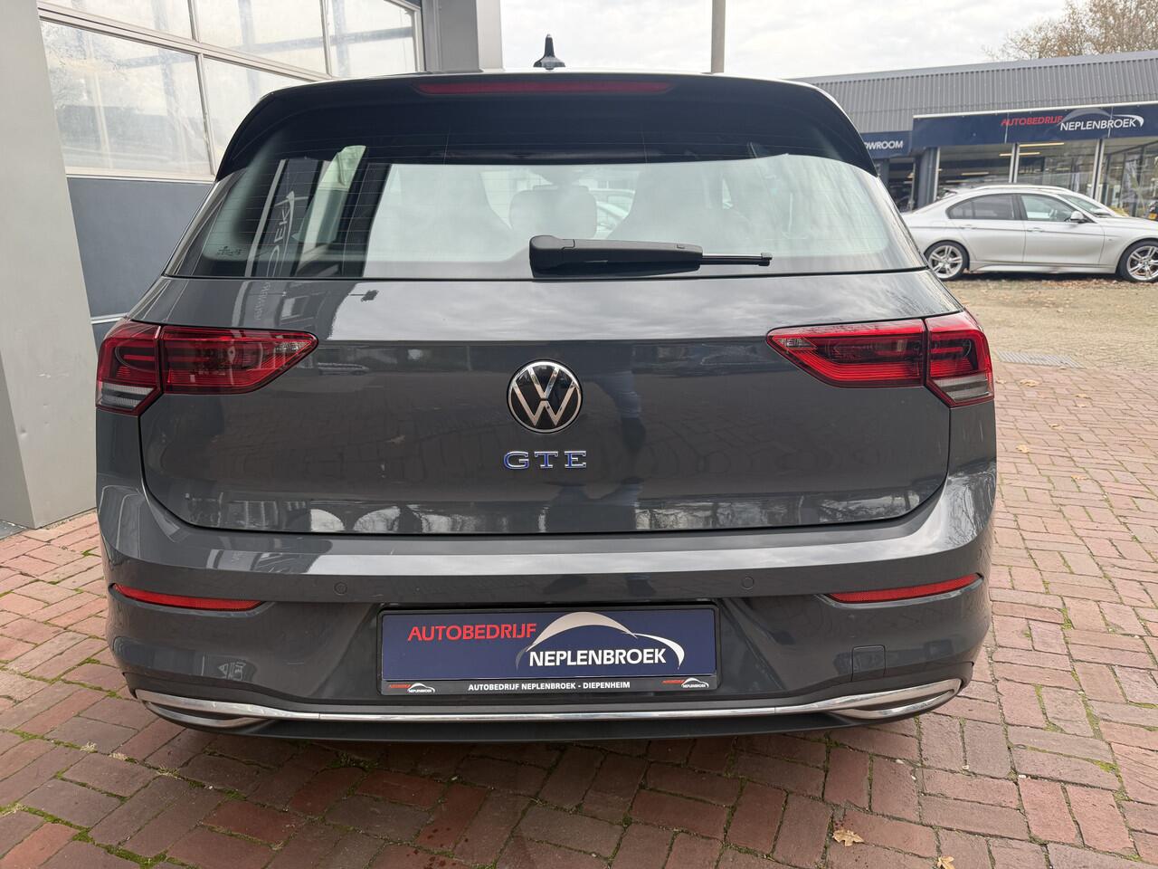 Volkswagen GOLF 1.4 eHybrid GTE 18inch,adoptieve Bj 2022 km 70.000 245PK 1e eigenaar apk 2027