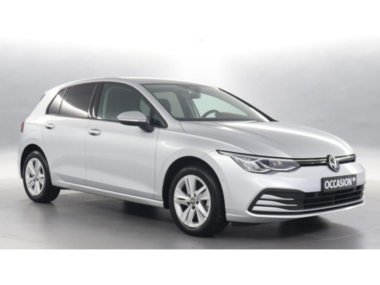 Volkswagen GOLF 1.0 eTSI Automaat | Life Business | Camera | Ergo. stoelen | Mild Hybrid