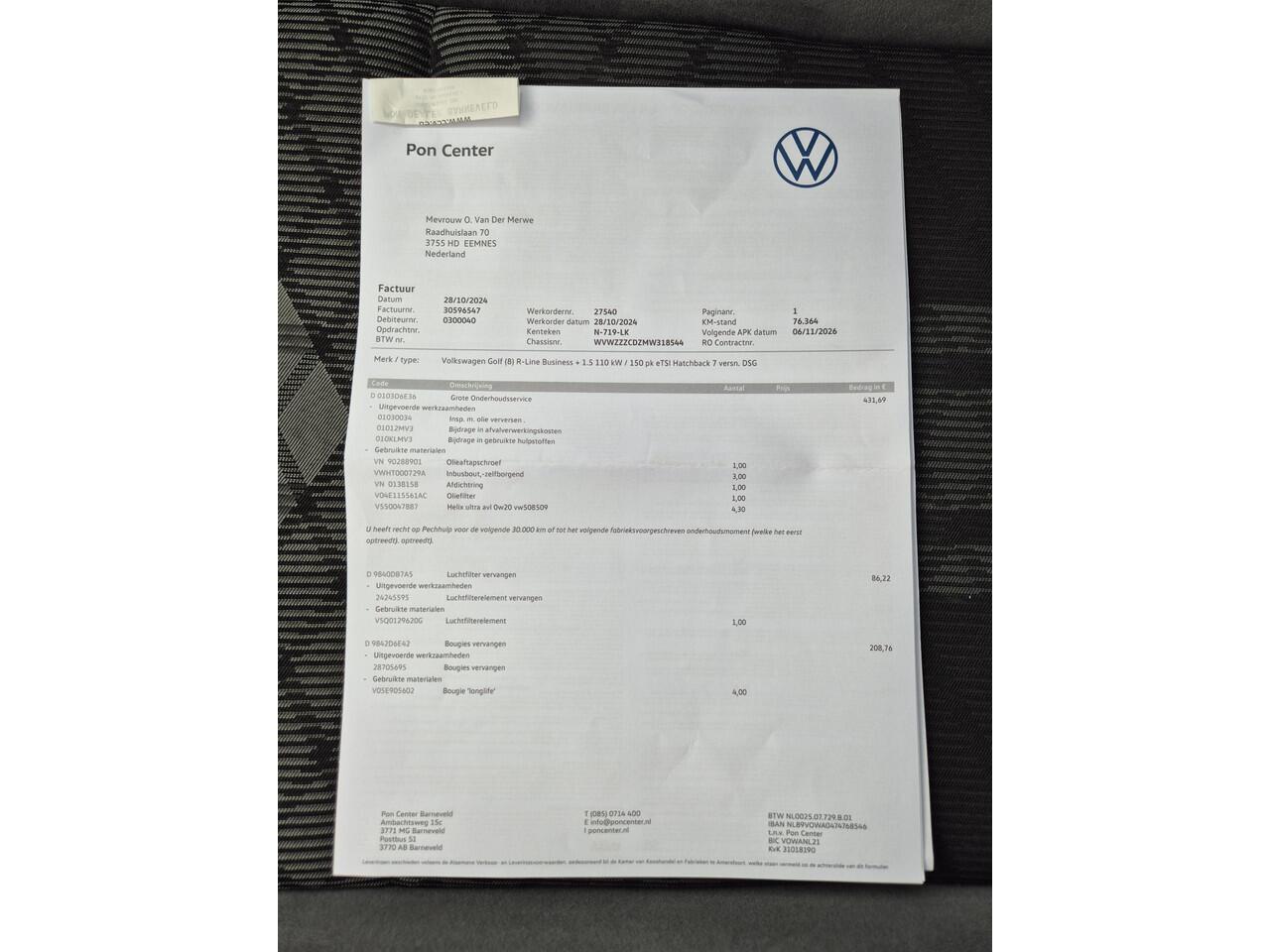 Volkswagen GOLF 1.5 eTSI R-Line Automaat / Apple Carplay Android Auto / LED-lichtpakket / Virtual Cockpit / Achterruitrijcamera / Navigatie / Adaptief CC / Climate control /